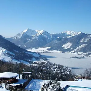 Ferienhaus kontaktlos Schönes Für 4 By Stayfritz, Schliersee